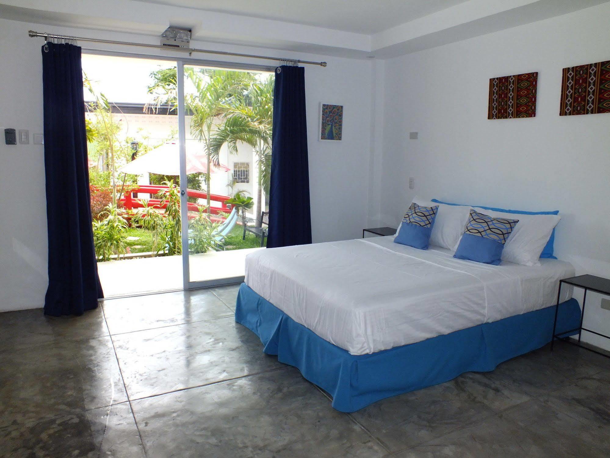 Paboreal Boutique Hotel Puerto Princesa Eksteriør billede