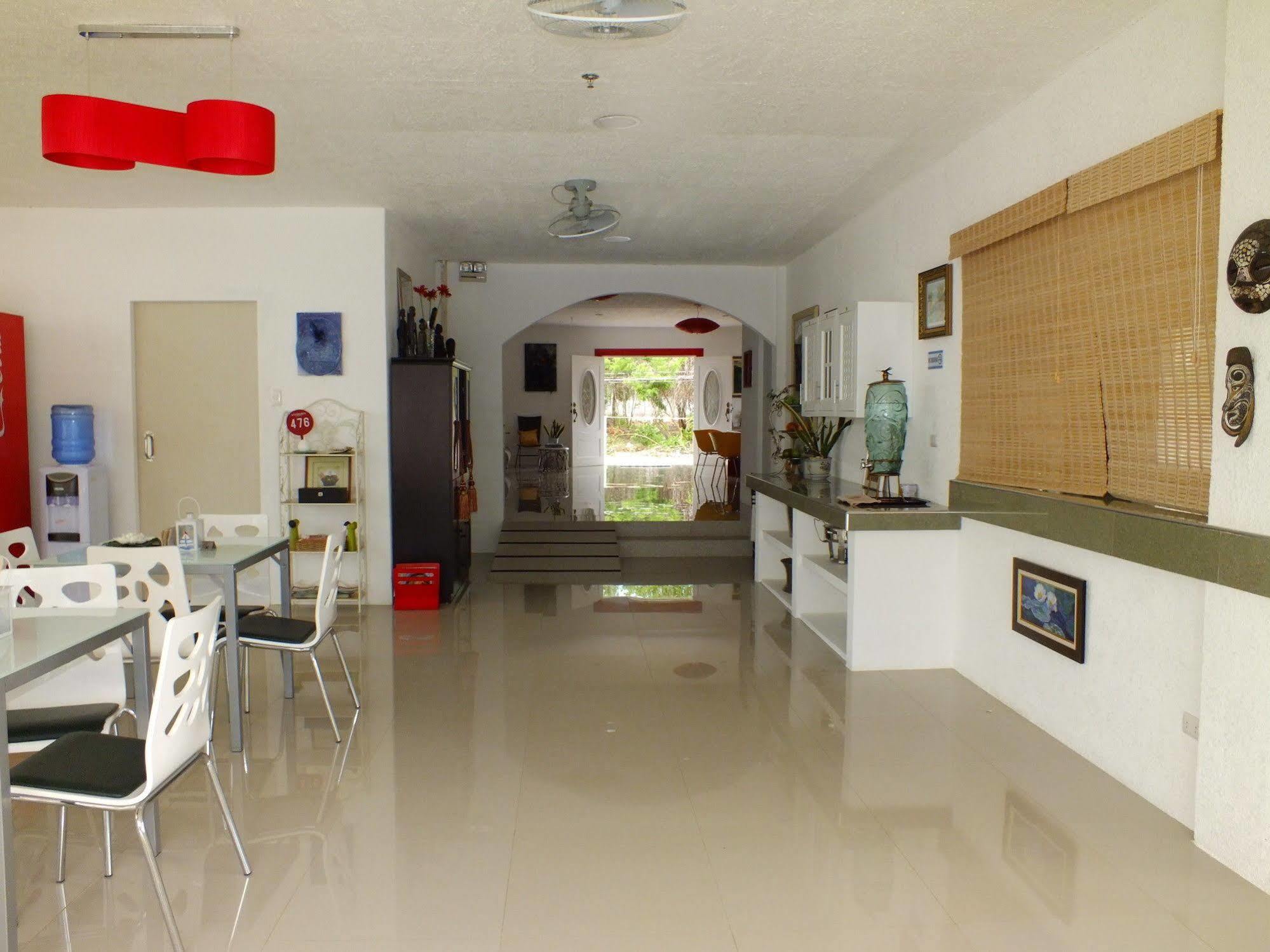 Paboreal Boutique Hotel Puerto Princesa Eksteriør billede