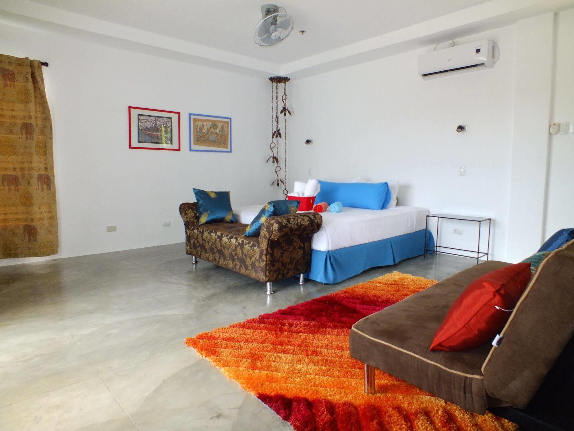 Paboreal Boutique Hotel Puerto Princesa Eksteriør billede